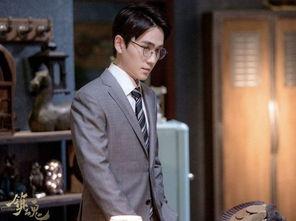 娱乐吃瓜冯绍峰,娱乐圈的瓜田,他如何成为焦点人物?